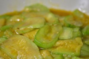 絲瓜肉片蘑菇湯 絲瓜肉片蘑菇湯