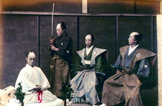 刨腹自殺 刨腹自殺