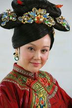 《新還珠格格》中飾演福晉