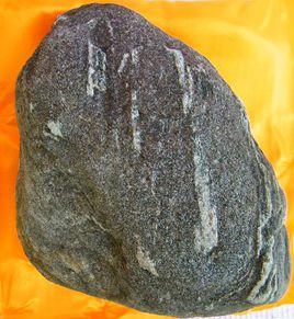 明月山石 明月山石