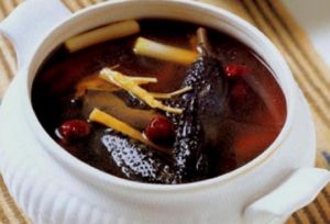 洋參烏雞湯 洋參烏雞湯
