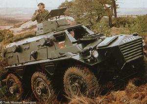 英國FV603撒拉遜輪式裝甲人員輸送車