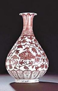 明洪武釉里紅纏枝牡丹紋執壺 明洪武釉里紅纏枝牡丹紋執壺