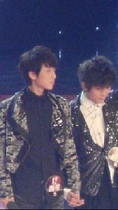 執子之手,與子偕老。