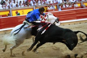 西班牙潘普洛納奔牛節