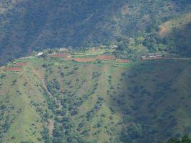 阿拉山村 阿拉山村