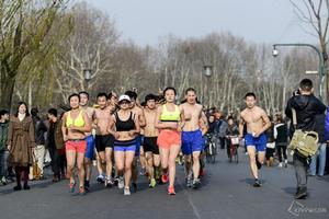 杭州首屆光豬跑