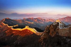 長城橫亘敵仰止