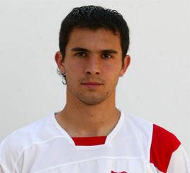 埃米利亞諾·阿門特羅斯