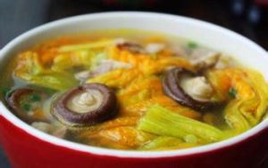 南瓜蘑菇湯 南瓜蘑菇湯