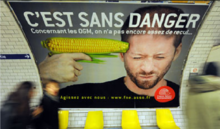 宣傳板表現了轉基因食品的安全性擔憂