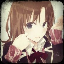 一色彩羽（配音演員：佐倉綾音）