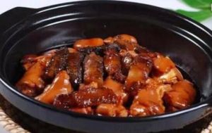 燉海參豬蹄 燉海參豬蹄