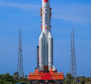 長征五號遙二箭轉場