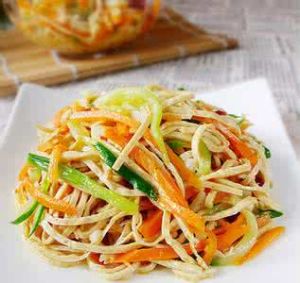 蒜香伴雲絲 蒜香伴雲絲