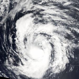 熱帶風暴尼格雲圖