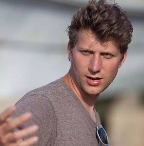 導演傑夫·尼克爾斯