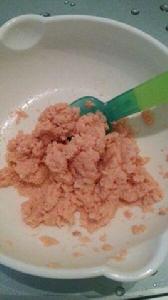 寶寶輔食——三文魚泥 寶寶輔食——三文魚泥