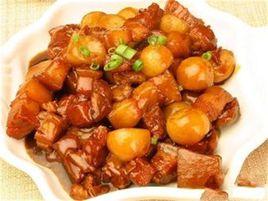 土豆燜五花肉 土豆燜五花肉