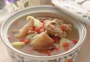 枸杞黃芪燉牛雙寶