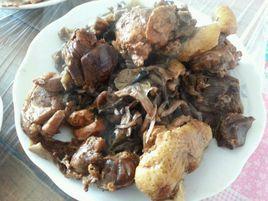 榛蘑燉雞塊 榛蘑燉雞塊