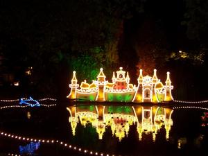 2005年光亮道節中的場景