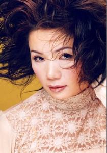 曾靜[遼寧籍歌手，國家一級演員]