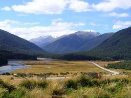 哈斯特關 哈斯特關