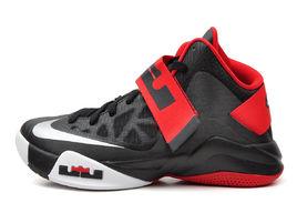 詹姆斯6代籃球鞋 詹姆斯6代籃球鞋