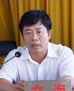 文海[原中共海南省萬寧市委常委、公安局長]