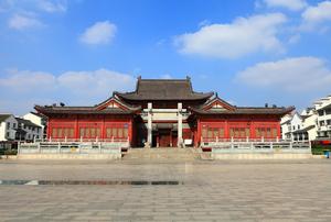 楚州[江蘇省淮安市的古稱]