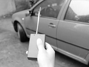 汽車門鎖干擾器