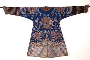 清藍綢織錦雲龍朝服 清藍綢織錦雲龍朝服