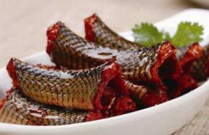 桃汁蛇塊 桃汁蛇塊