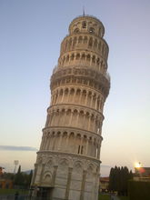 比薩斜塔