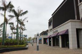 靈山鎮[海南海口市美蘭區轄鎮]