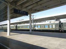 東莞東站的站台面