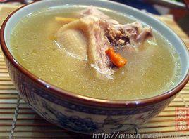 黃芪乳鴿燉湯 黃芪乳鴿燉湯