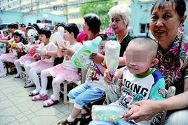 孩子,節日快樂——寫給四川的孤兒 孩子,節日快樂——寫給四川的孤兒