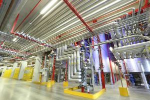 詩瓏工廠全自動化生產線