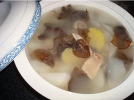 蘿蔔豬肚湯 蘿蔔豬肚湯