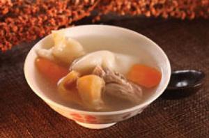 甘筍花膠豬湯 甘筍花膠豬湯