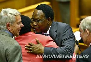 卡萊馬·莫特蘭蒂 卡萊馬·莫特蘭蒂