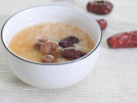 龍眼肉米粥 龍眼肉米粥