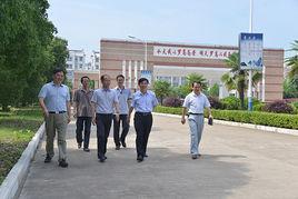 信陽市高級中學賢嶺分校 信陽市高級中學賢嶺分校