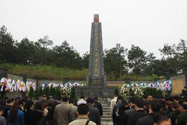 清明節[寫清明掃墓活動的詩]