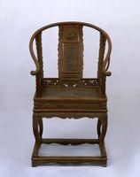 明花梨花卉紋藤心圈椅 明花梨花卉紋藤心圈椅