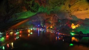 秋浦勝境大王洞 秋浦勝境大王洞