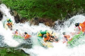 龍泉峽漂流 龍泉峽漂流