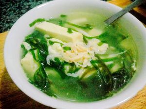 海帶蛋絲豆腐湯 海帶蛋絲豆腐湯